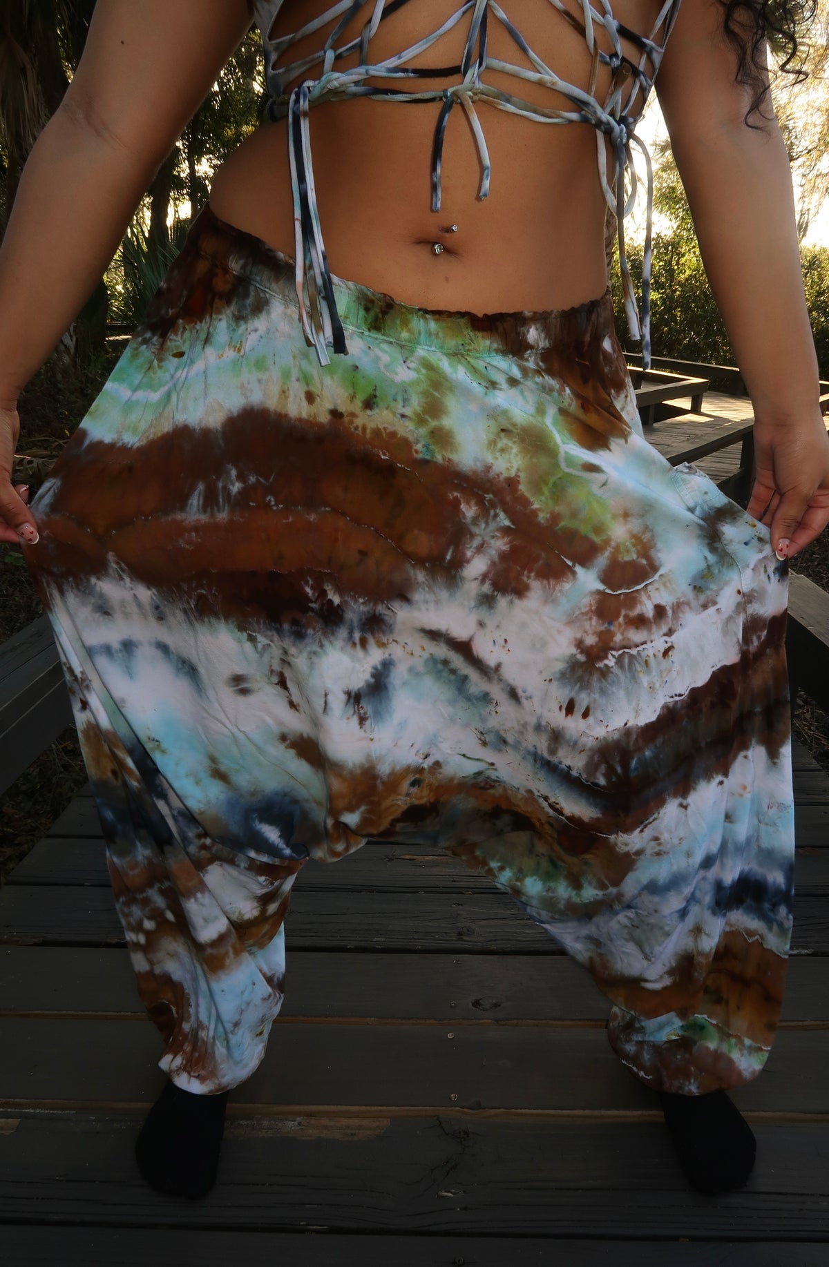 Size S/M Woodland Siren Harem Pants ๐๐ก๐ข๐ฉ๐ฌ ๐๐๐ฑ๐ญ ๐๐ฎ๐ฌ๐ข๐ง๐๐ฌ๐ฌ ๐๐๐ฒ