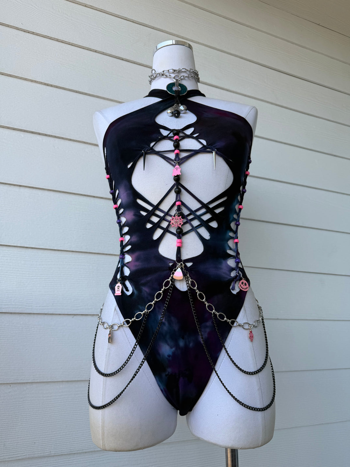 XS/S pretty little nightmare Bodysuit 𝐒𝐡𝐢𝐩𝐬 𝐍𝐞𝐱𝐭 𝐁𝐮𝐬𝐢𝐧𝐞𝐬𝐬 𝐃𝐚𝐲