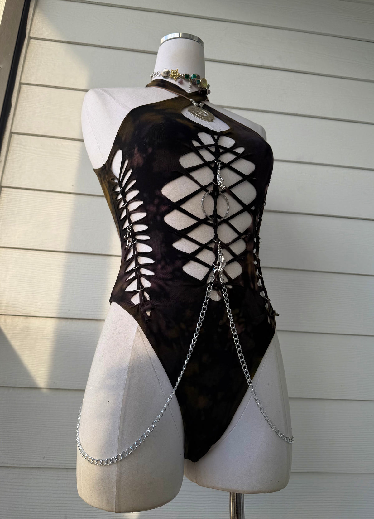 S/M Drowned Bodysuit 𝐒𝐡𝐢𝐩𝐬 𝐍𝐞𝐱𝐭 𝐁𝐮𝐬𝐢𝐧𝐞𝐬𝐬 𝐃𝐚𝐲
