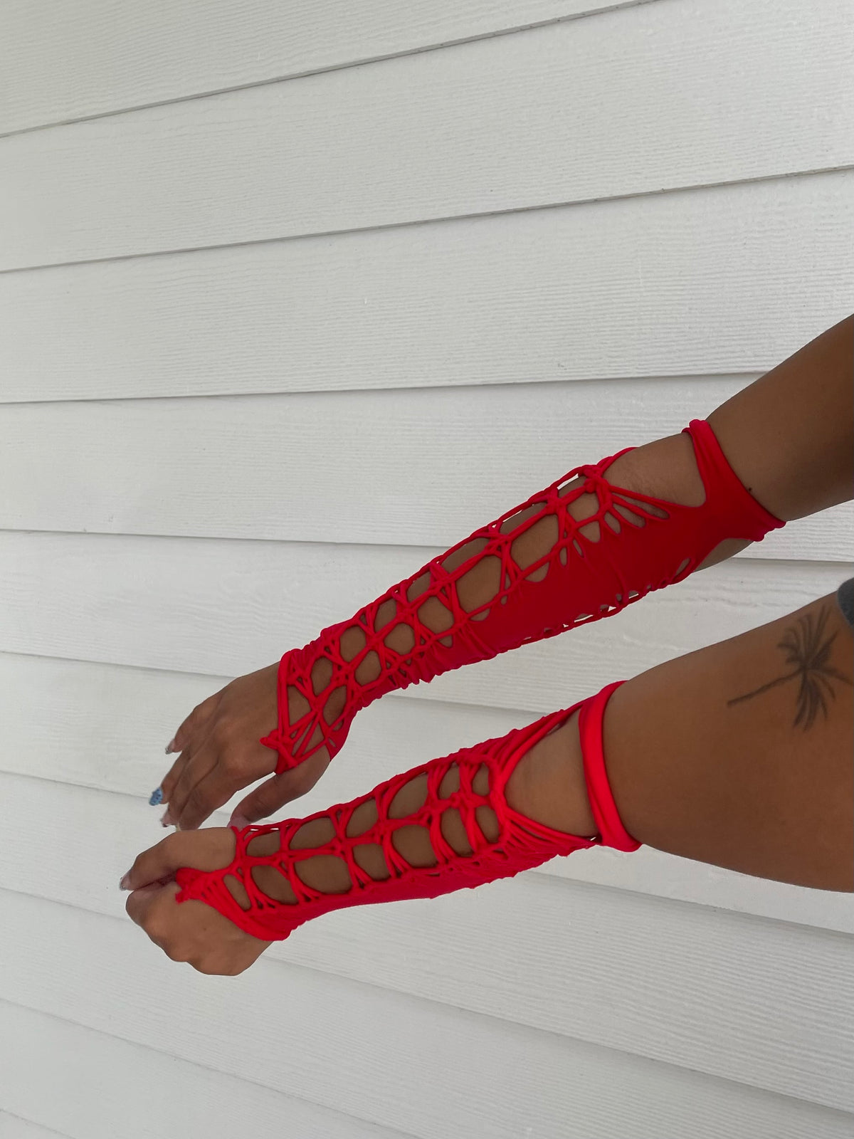 Siren Braided arm sleeves 𝐒𝐡𝐢𝐩𝐬 𝐍𝐞𝐱𝐭 𝐁𝐮𝐬𝐢𝐧𝐞𝐬𝐬 𝐃𝐚𝐲