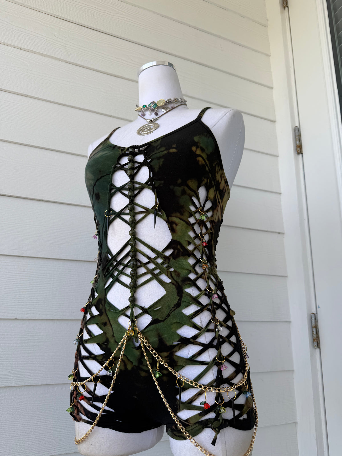 Forbidden Garden Romper  (ᴍᴀᴅᴇ ᴛᴏ ᴏʀᴅᴇʀ)