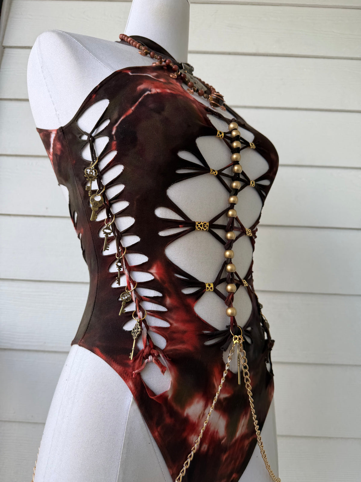XS/S Crypt Keeper Bodysuit 𝐒𝐡𝐢𝐩𝐬 𝐍𝐞𝐱𝐭 𝐁𝐮𝐬𝐢𝐧𝐞𝐬𝐬 𝐃𝐚𝐲