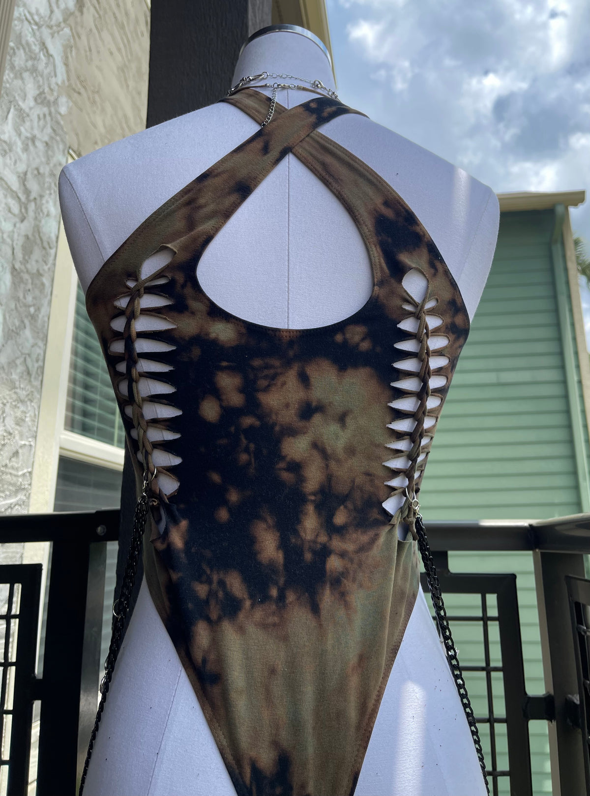 L/XL Seaweed Reverse Tie Dye Bodysuit 𝐐𝐮𝐢𝐜𝐤 𝐬𝐡𝐢𝐩 𝐰𝐢𝐭𝐡𝐢𝐧 5 𝐝𝐚𝐲𝐬