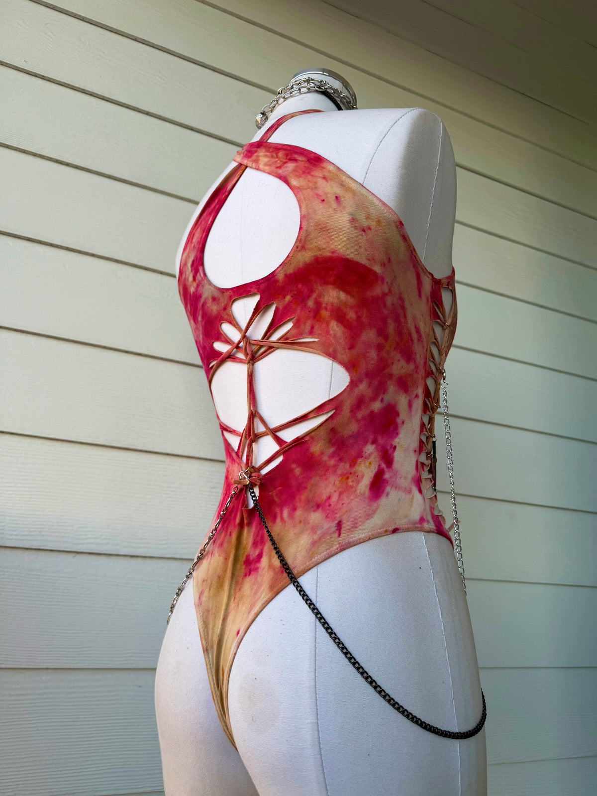 M Buried Alive Bodysuit 𝐒𝐡𝐢𝐩𝐬 𝐍𝐞𝐱𝐭 𝐁𝐮𝐬𝐢𝐧𝐞𝐬𝐬 𝐃𝐚𝐲